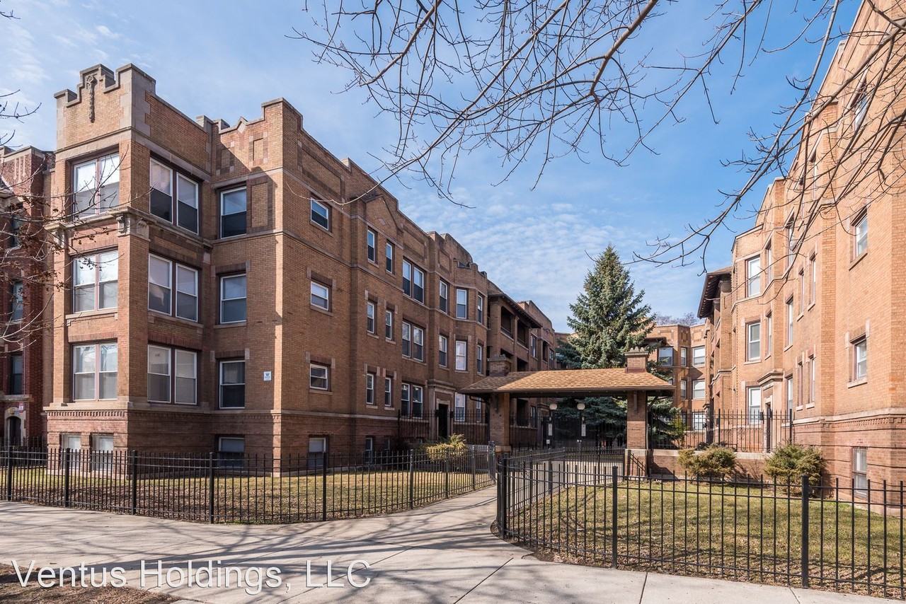 58385850 S Michigan Ave. 5838 S Michigan Ave 5850, Chicago, IL