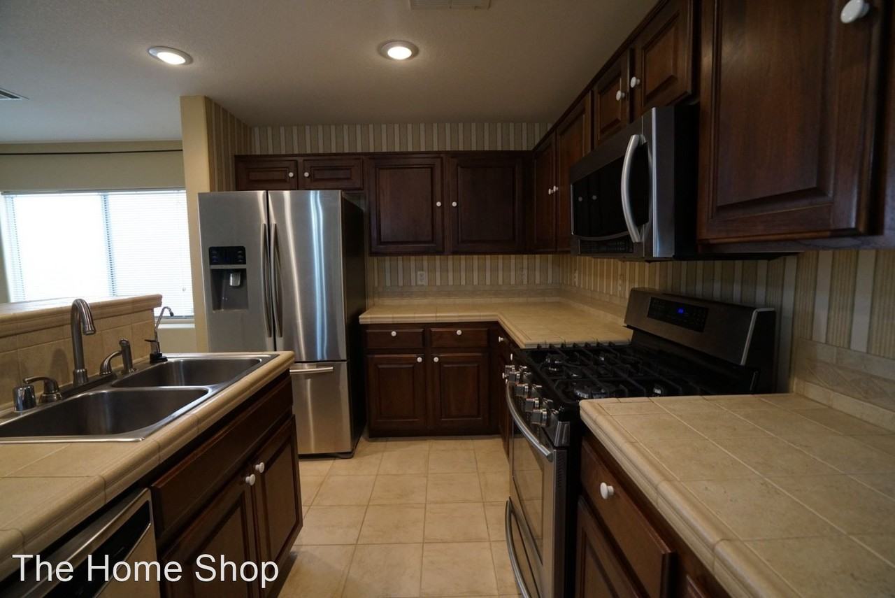 5142 Dillingham Dr - Photo 3 of 13