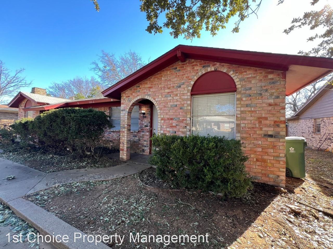2212 Viewtop Ln - Photo 3 of 50