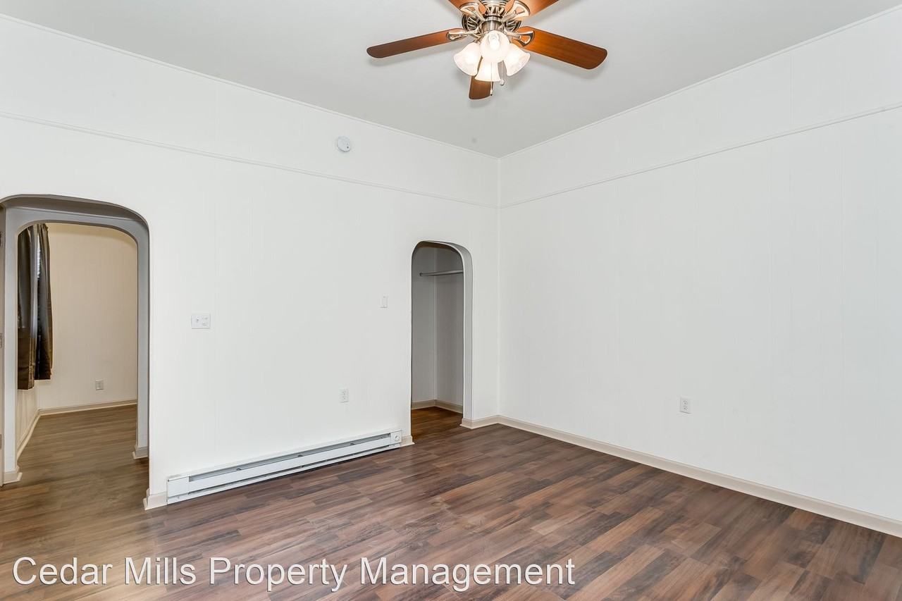 715 1/2 S Martinson St