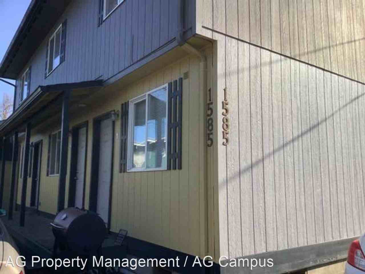 1585 Ferry Alley 1572 Ferry Street Apartments in Cal Young, Eugene