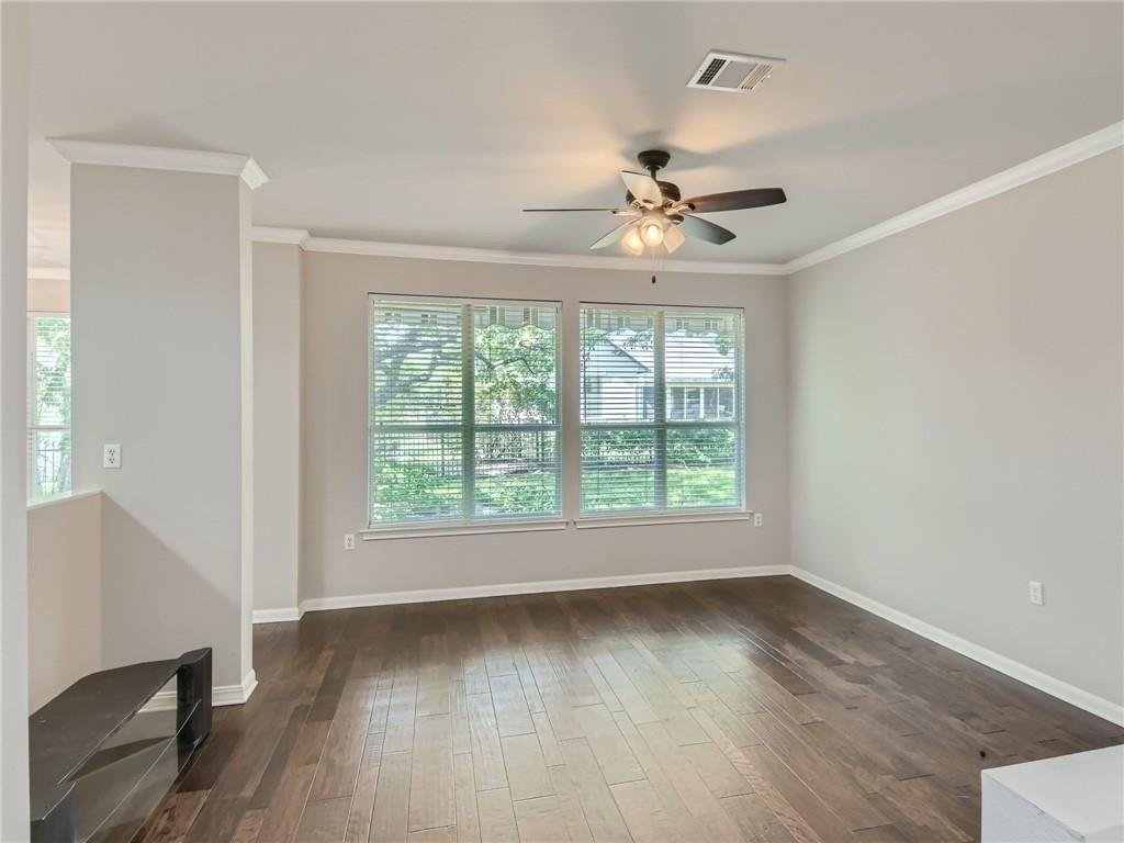131 Enchanted Dr - Photo 3 of 8