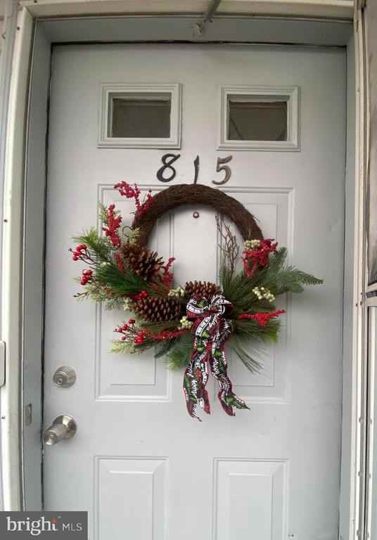 815 Woodchip Rd - Photo 2 of 11