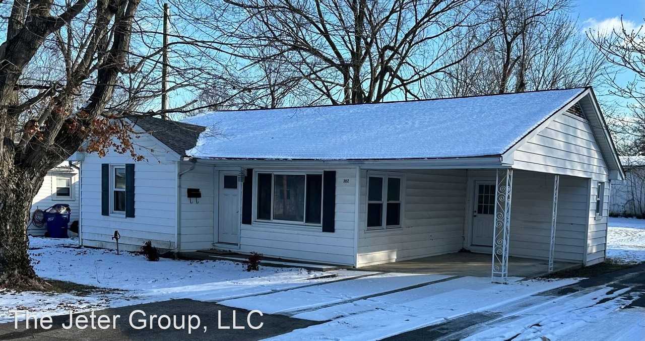 302 E 13th St, Benton, KY 42025 2 Bedroom House for 1,000/month Zumper