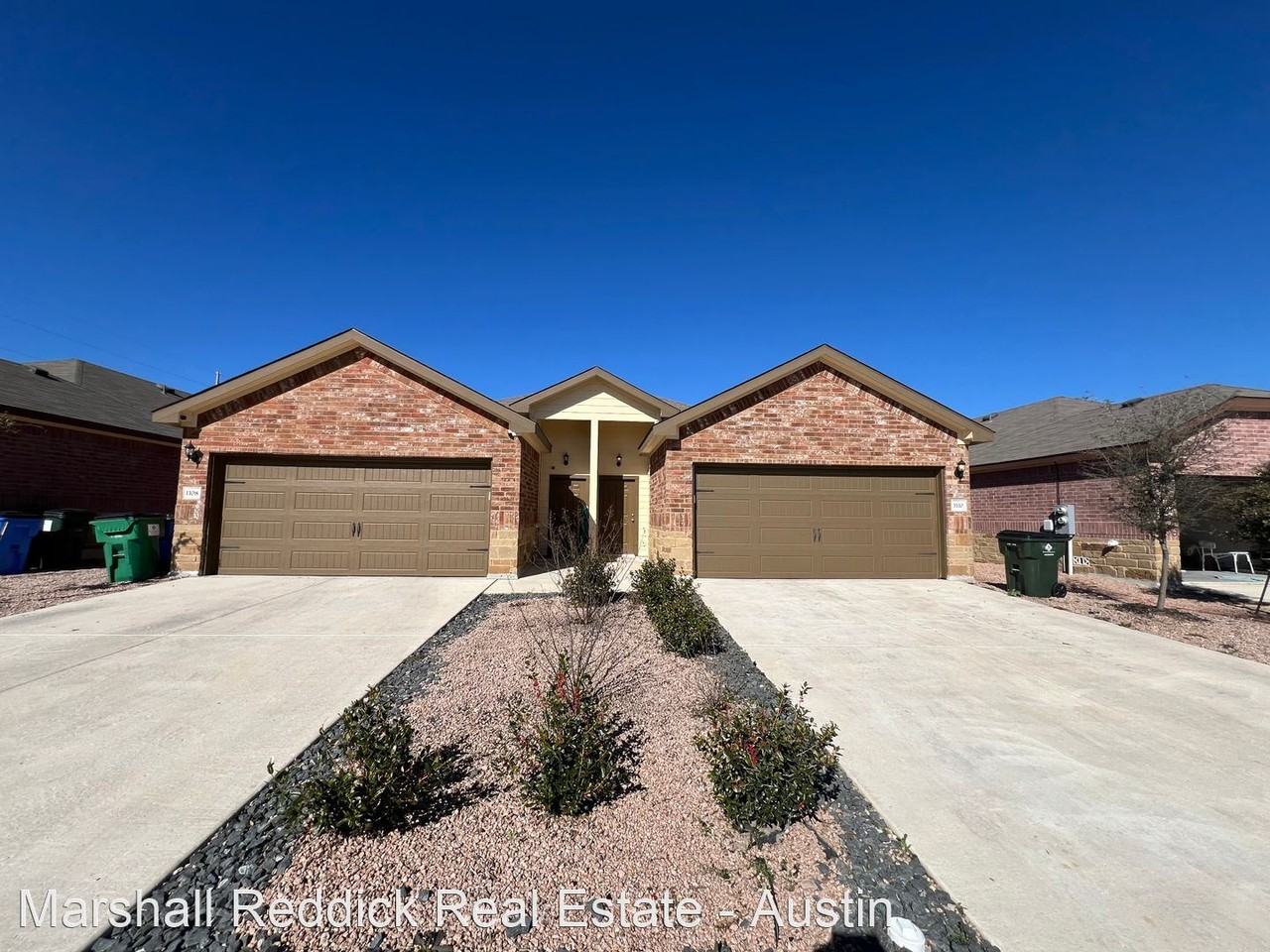 Luxury 3/2 Duplex in Seguin, Texas Apartments 1108 Renee Way, Seguin