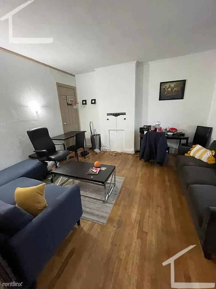 684 Parker St - Photo 3 of 19