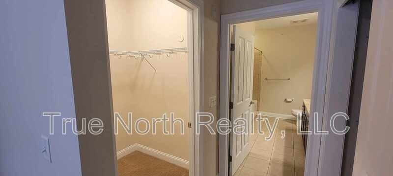 960 Perry St #207 - Photo 5 of 18