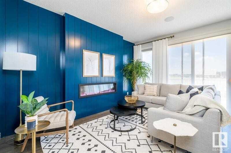 8138 226a St Nw - Photo 3 of 32