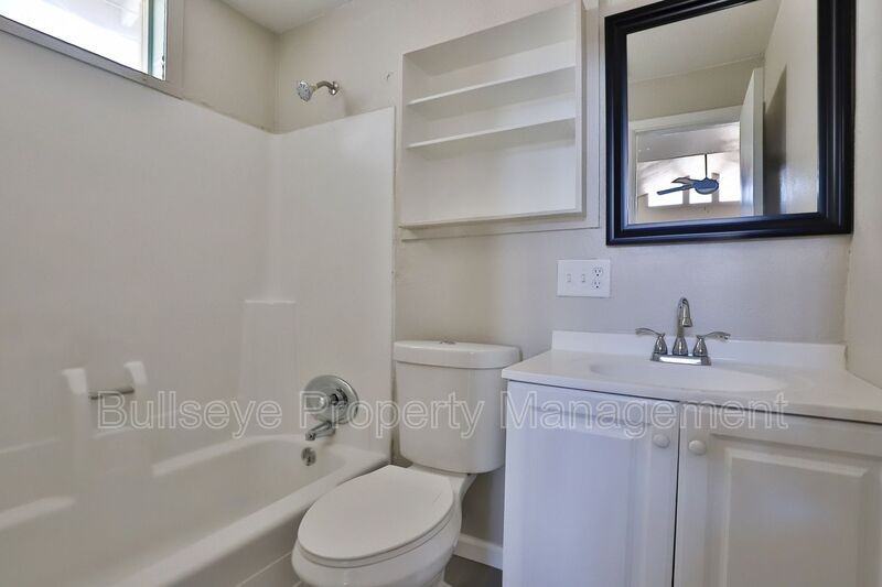 1803A N 25th Pl - Photo 4 of 13