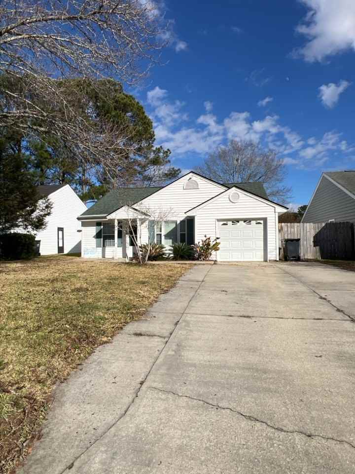 115 Lancashire Rd - Photo 2 of 27