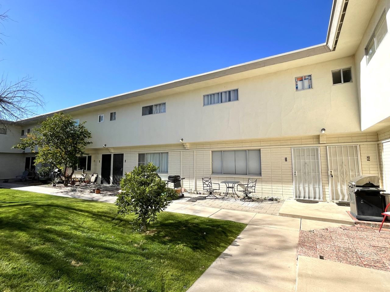 101 E University Blvd #6 - Photo 3 of 17