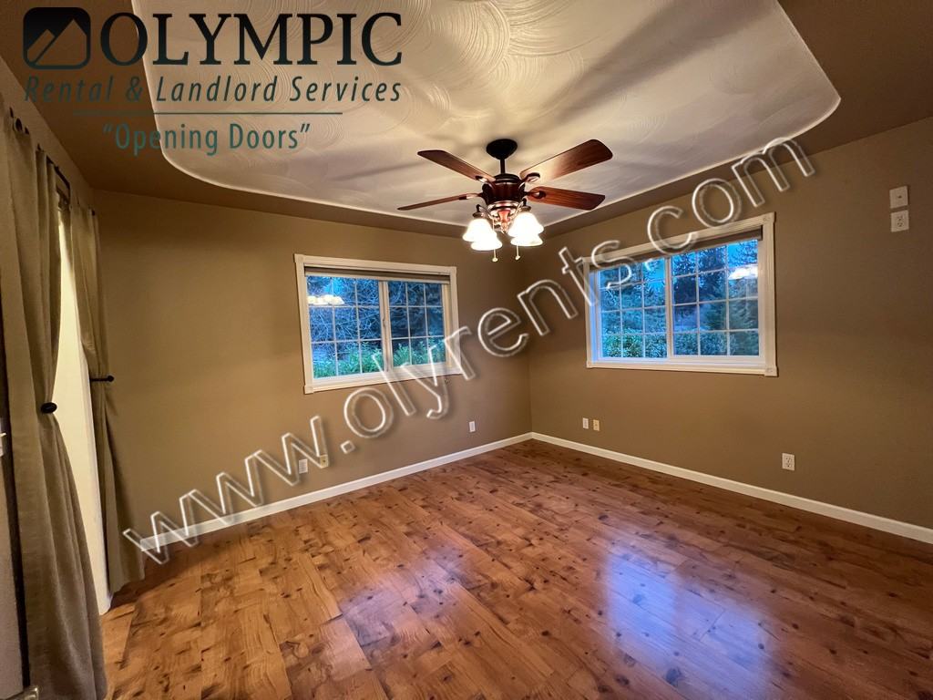 5641 Kagy St Se - Photo 4 of 19