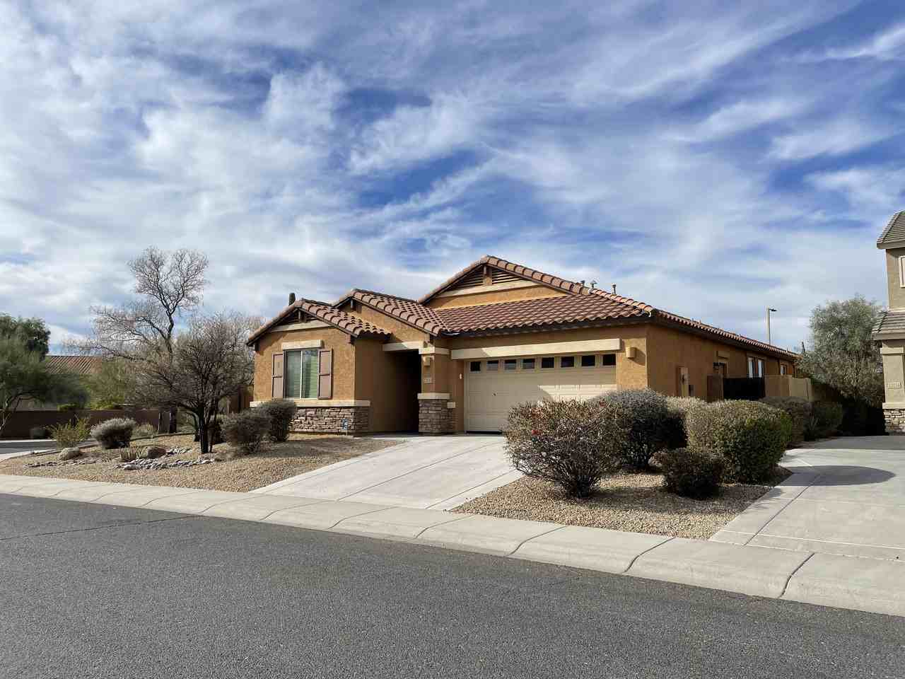 23130 N 40th Pl - Photo 3 of 37