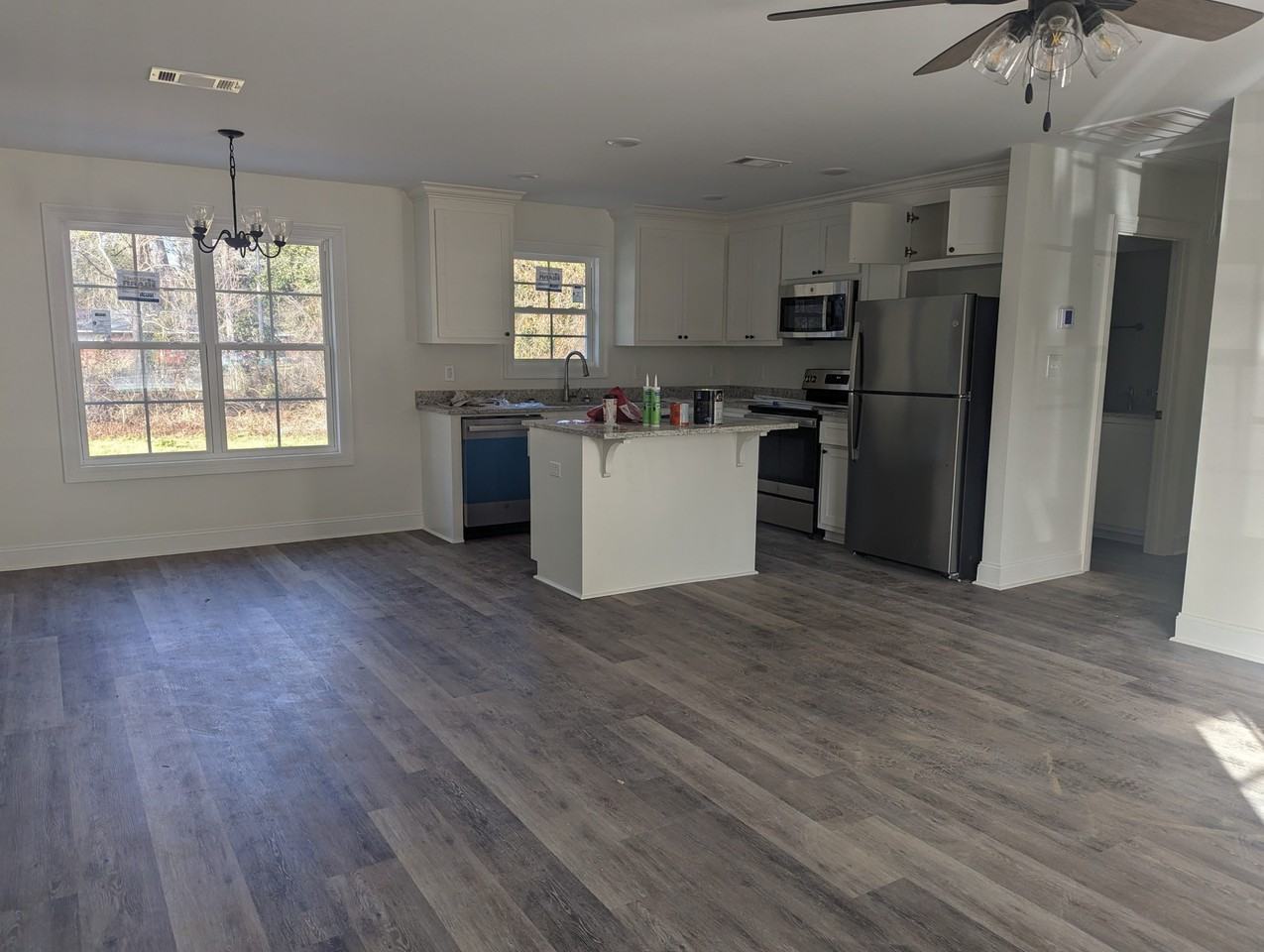 6 Boone Ln - Photo 3 of 23