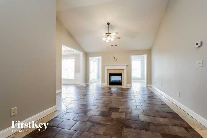 2375 Hickory Station Cir - Photo 2 of 15