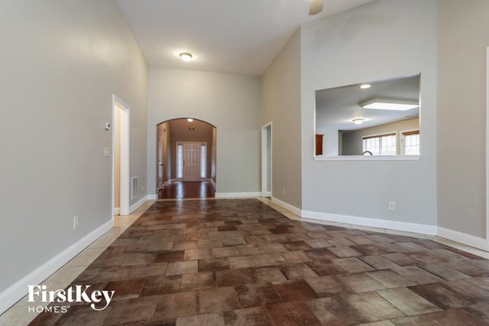 2375 Hickory Station Cir - Photo 3 of 15