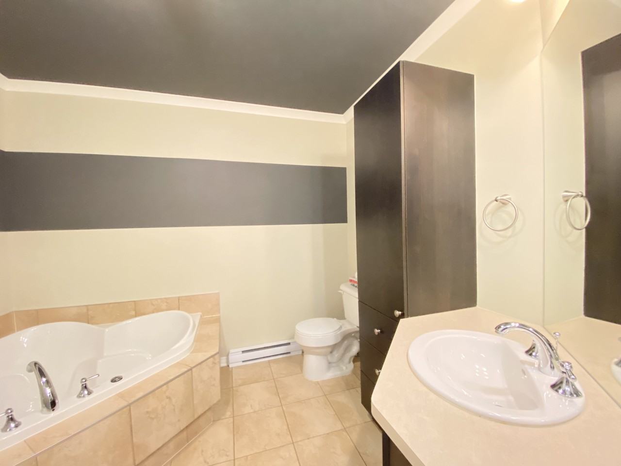 410 Rue Boîleau - Photo 3 of 21