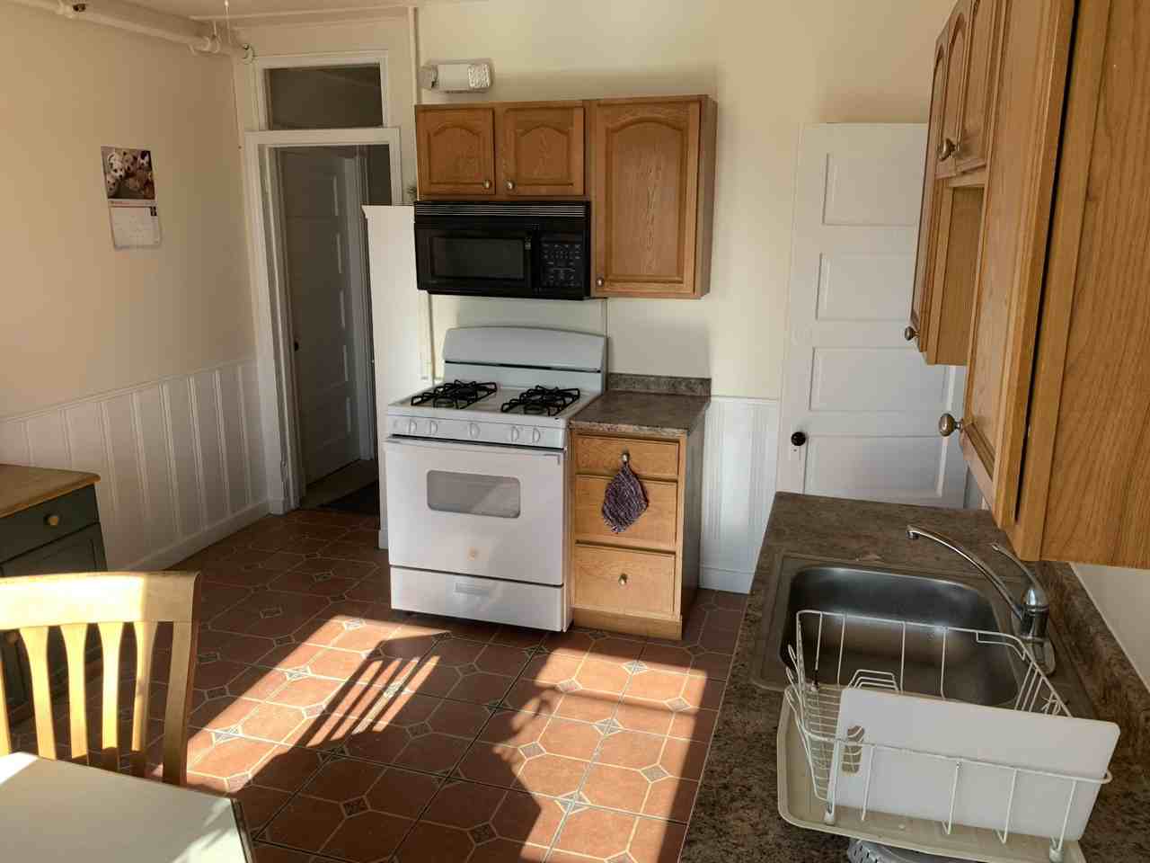 49 Holmes St - Photo 3 of 14