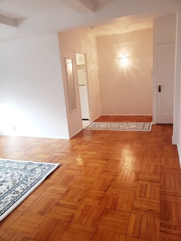 1505 Metropolitan Ave #2D - Photo 2 of 7