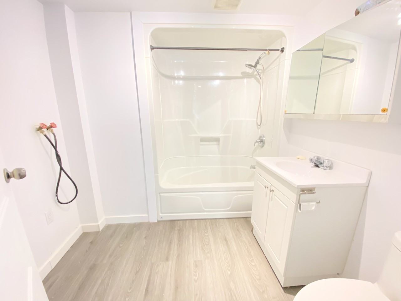 8142 Rue la Fontaine - Photo 3 of 15