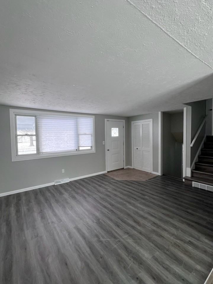 6039 Gilmere Dr #NA - Photo 2 of 11