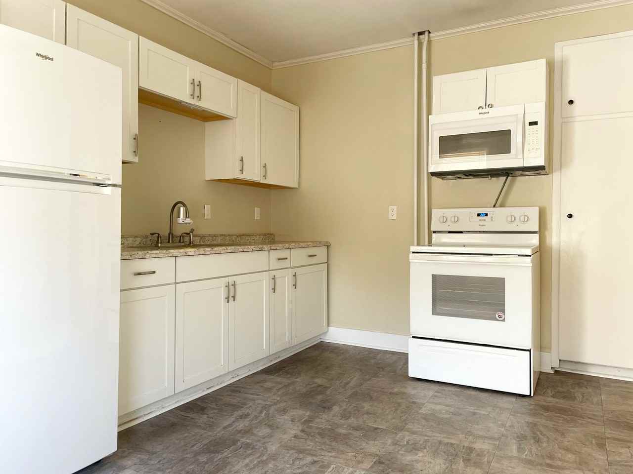 576-578 Washington Ave - Photo 3 of 10