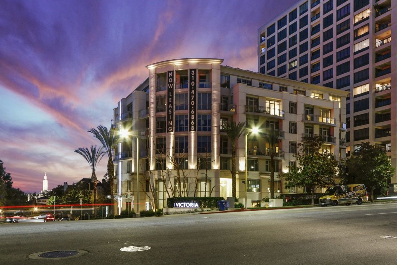 Wilshire Victoria Westwood Apartments - Photo 4 of 81