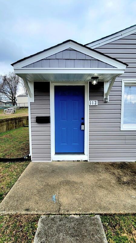 118 N Old Church St - Photo 4 of 18