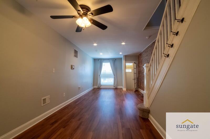 280 S Robinson St - Photo 2 of 15