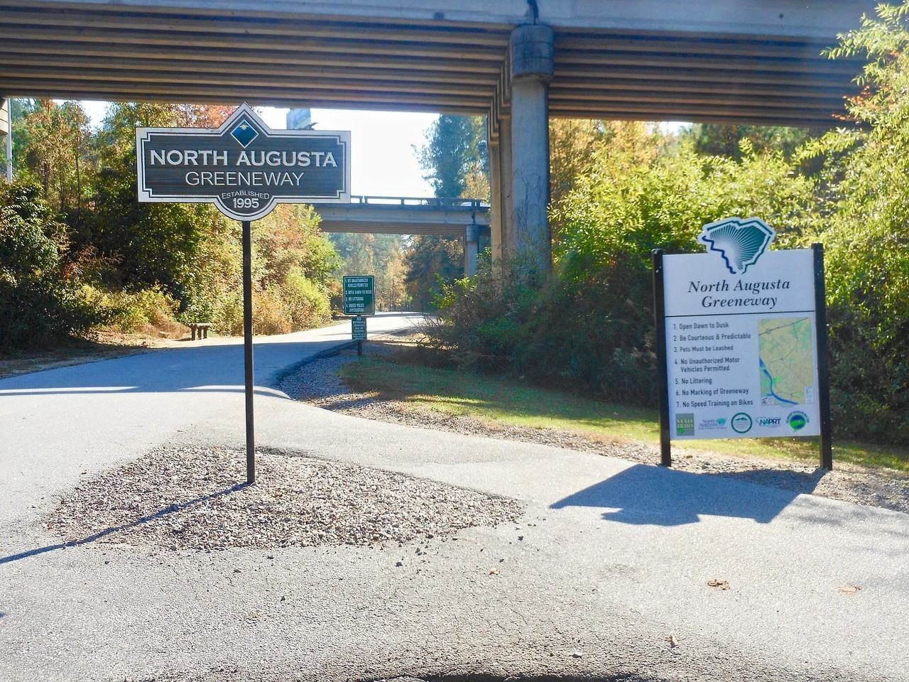 6159 Whitewater Dr - Photo 3 of 24