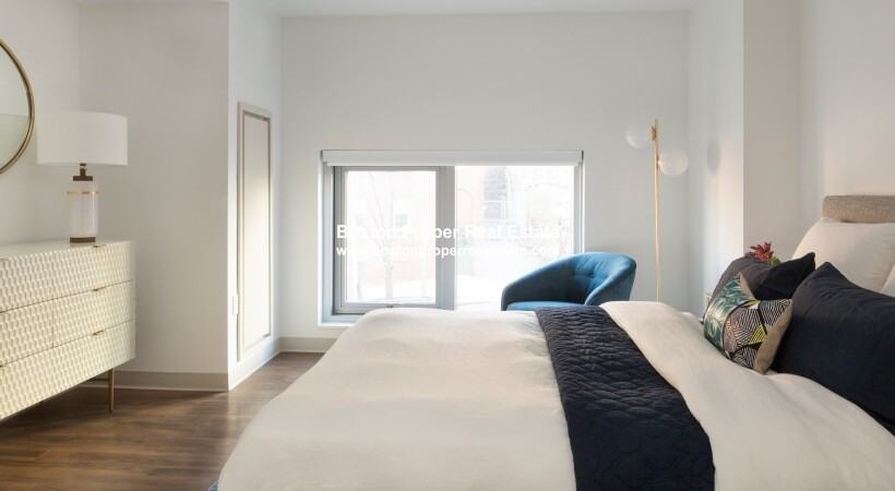 101 S Huntington Ave #504 - Photo 4 of 26