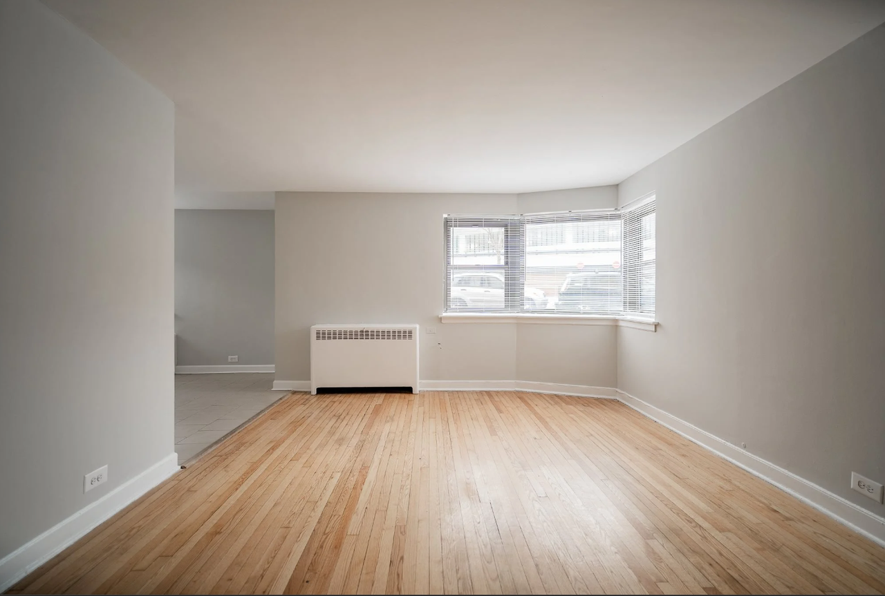 7349 N Sheridan Rd #N3 - Photo 3 of 20