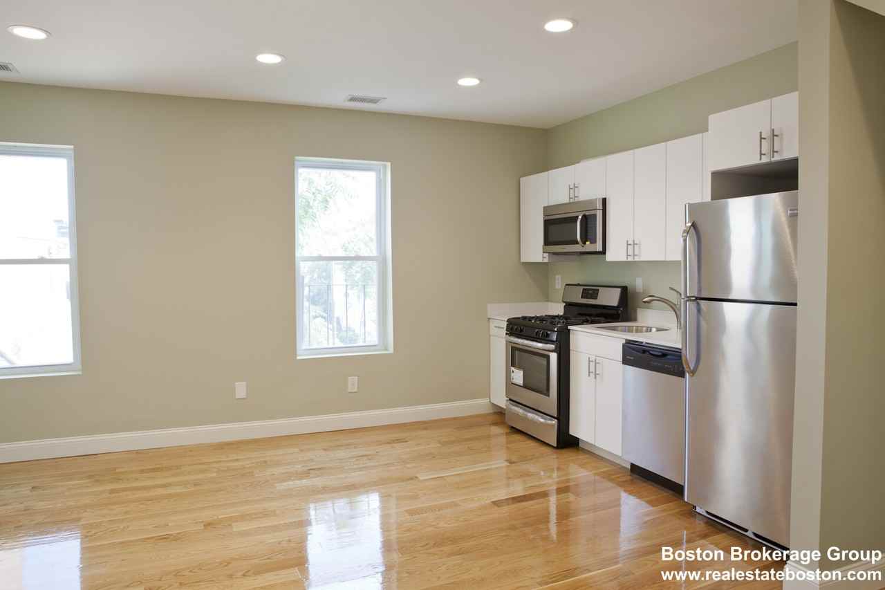 7 Kearsarge Ave #1 - Photo 2 of 10