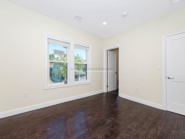 70 Stanley Ave #2 - Photo 6 of 25