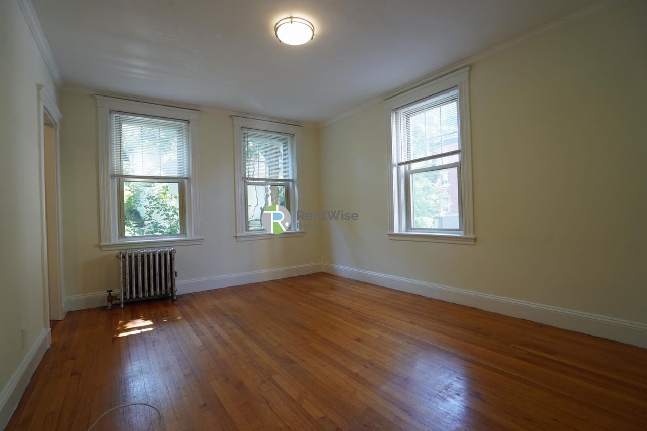 1850 Commonwealth Ave #36 - Photo 4 of 35