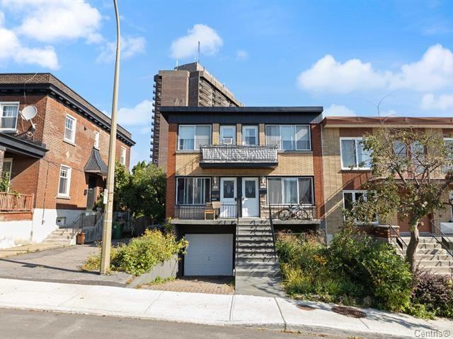 2507 Avenue Montclair - Photo 2 of 9
