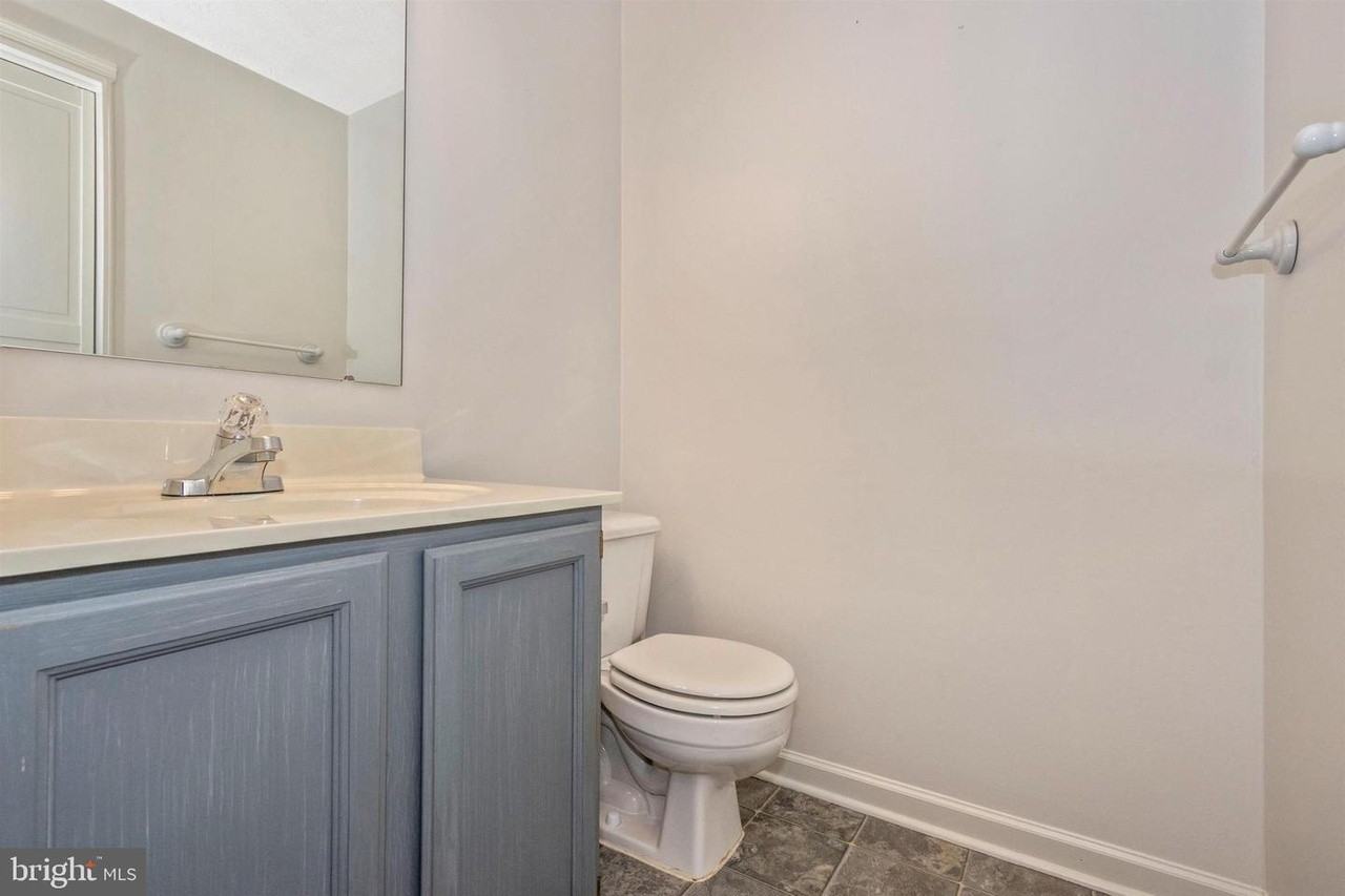 1543 Saint Lawrence Ct #1543 - Photo 2 of 16