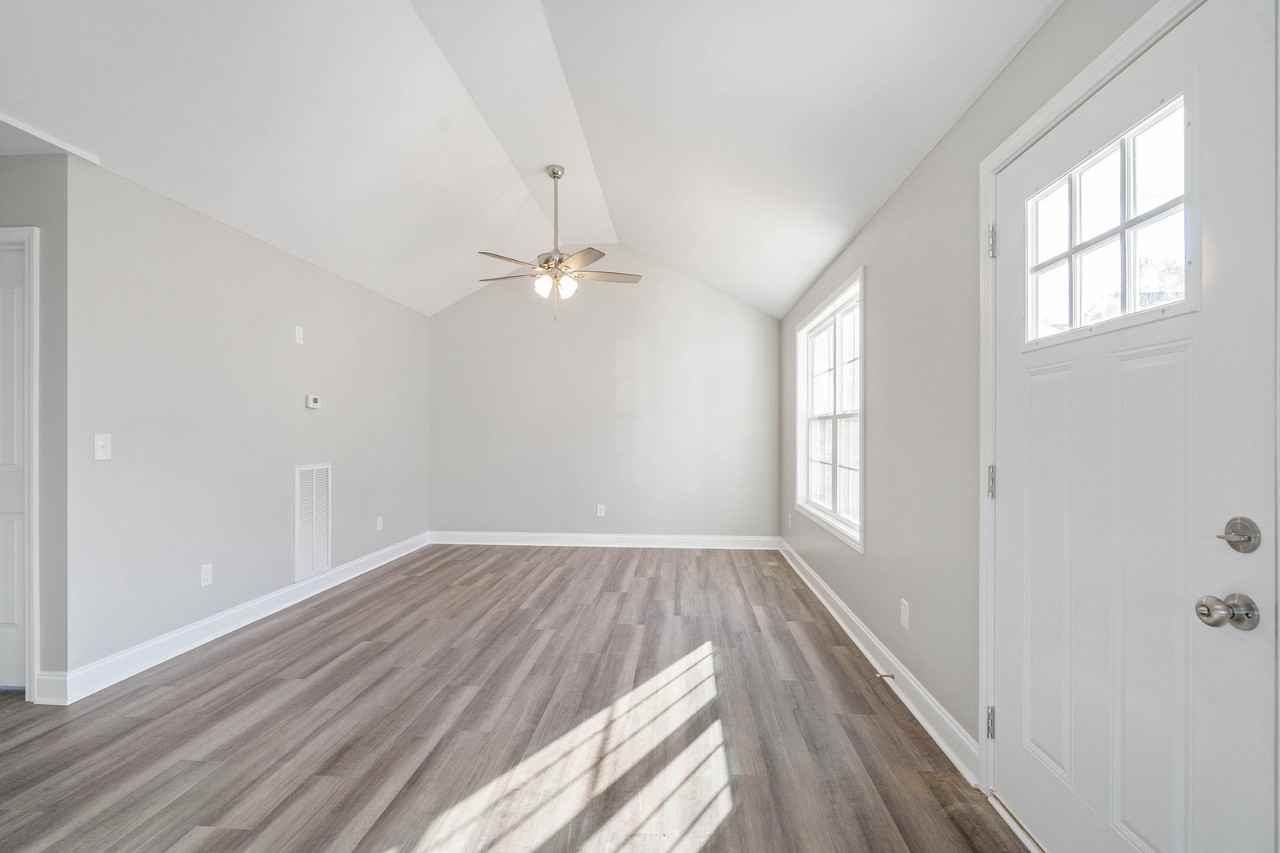 176 Callahan Rd Se #2 - Photo 3 of 5