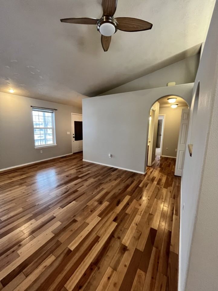 515 Sawtooth St #1 - Photo 6 of 34