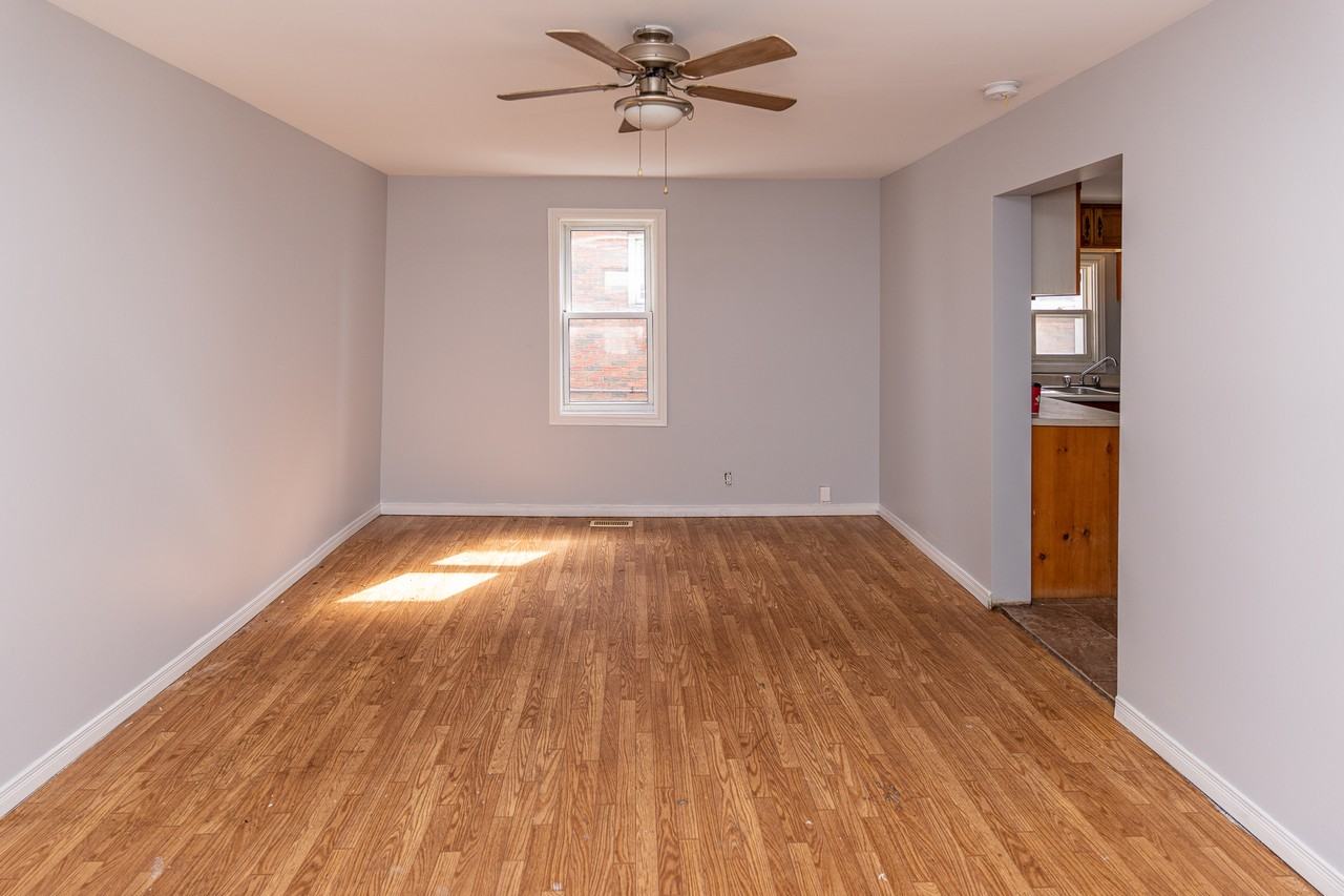 521 Douglas St Sault Ste. Marie, ON P6C 1T5 - Photo 2 of 9