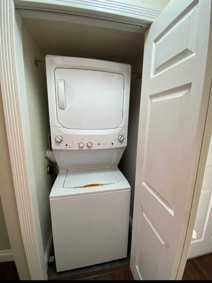 3490 Chandler Street - Photo 3 of 20