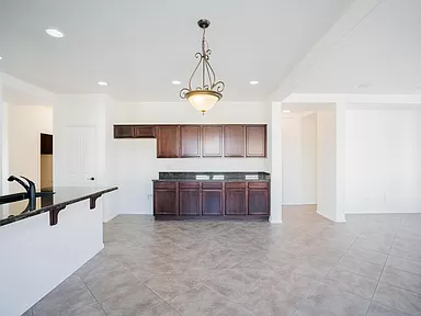 16958 W Rio Vista Ln - Photo 6 of 22