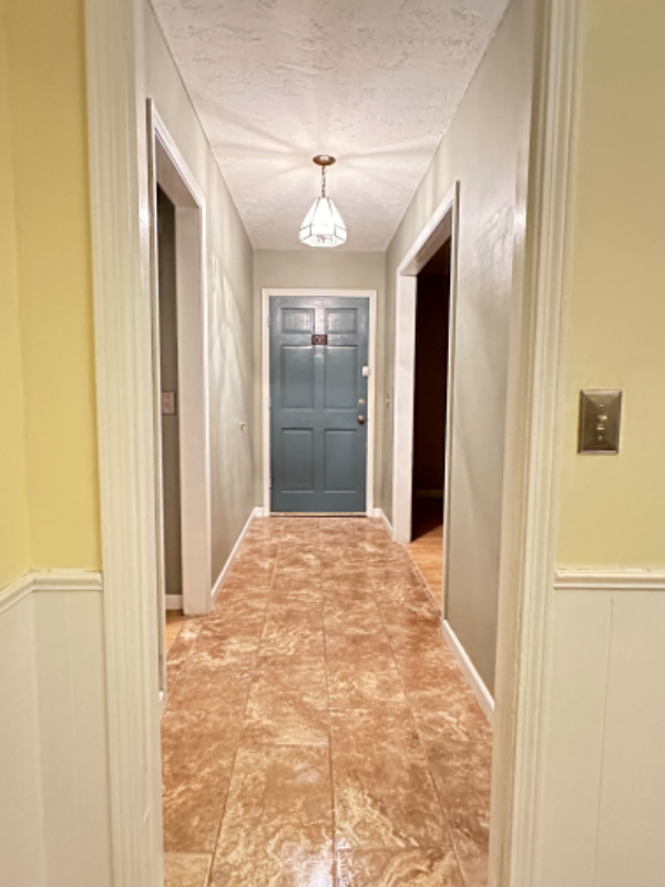 8504 Nw 88th St - Photo 2 of 10