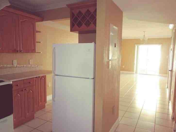 3021 W 76th St #C212 - Photo 3 of 8