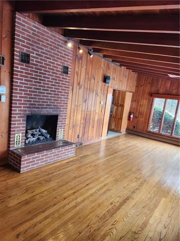 1370 Beverly Hills Rd - Photo 3 of 7