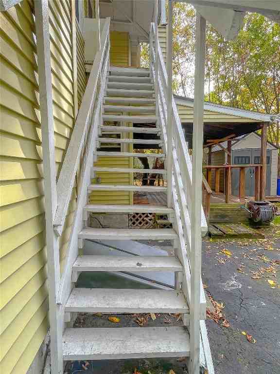 6 Carlton St ##2 - Photo 3 of 17