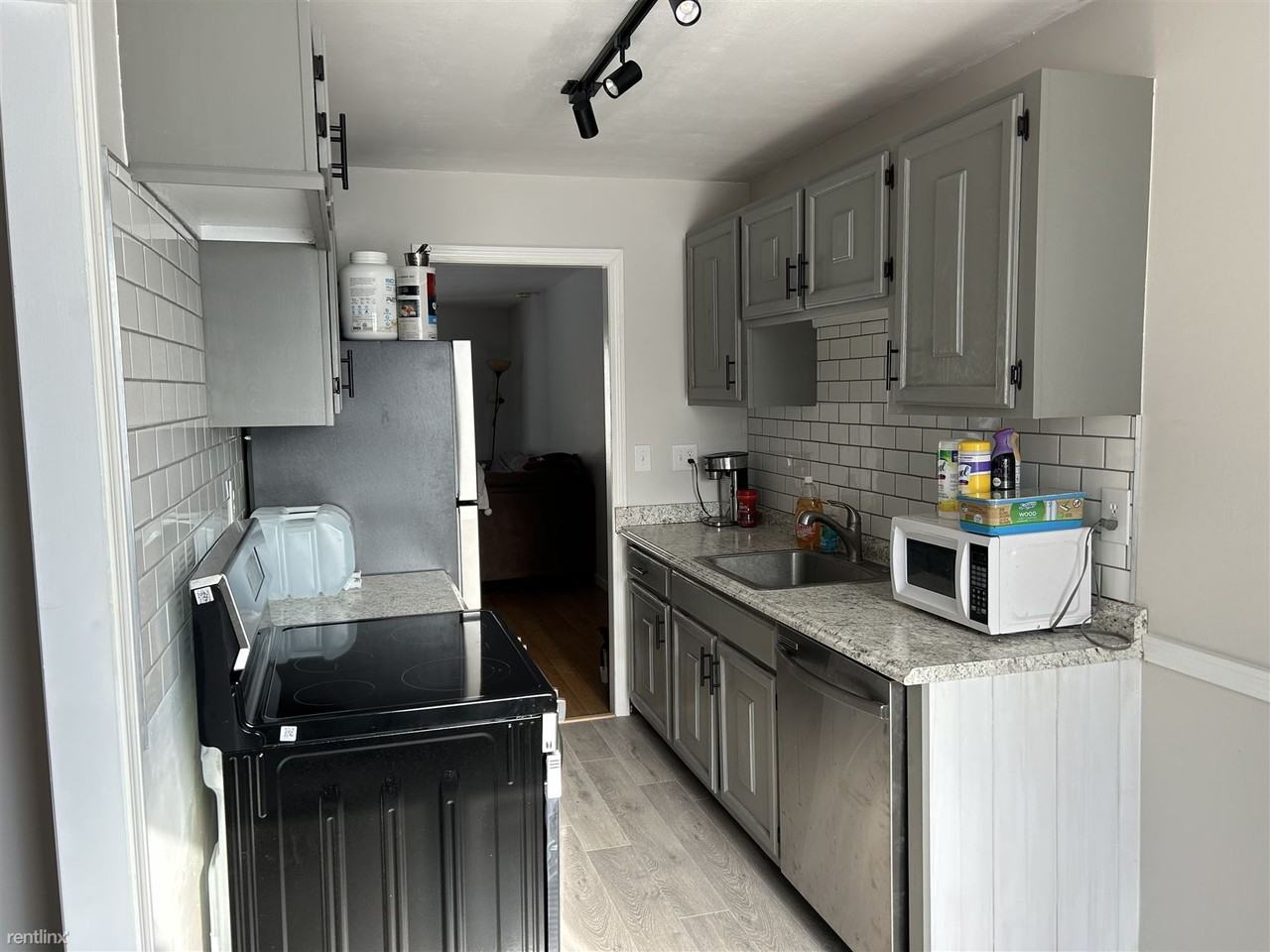 24 Dogwood Ct - Photo 2 of 10