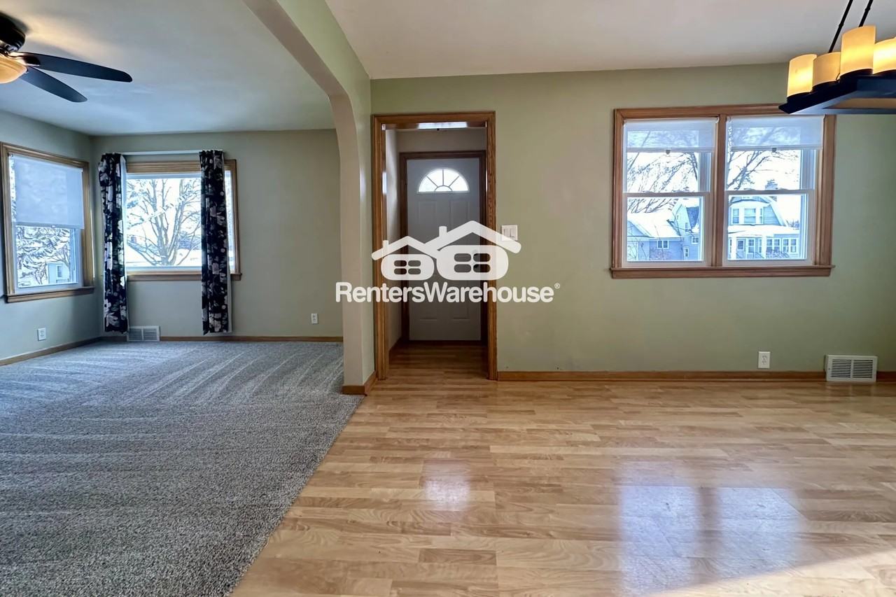 315 4th St N - Photo 2 of 24