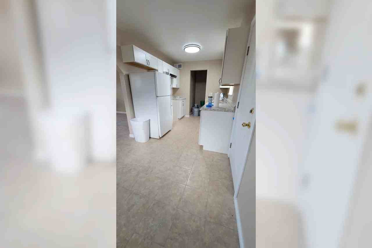 5644 Tropicana Ave - Photo 3 of 8