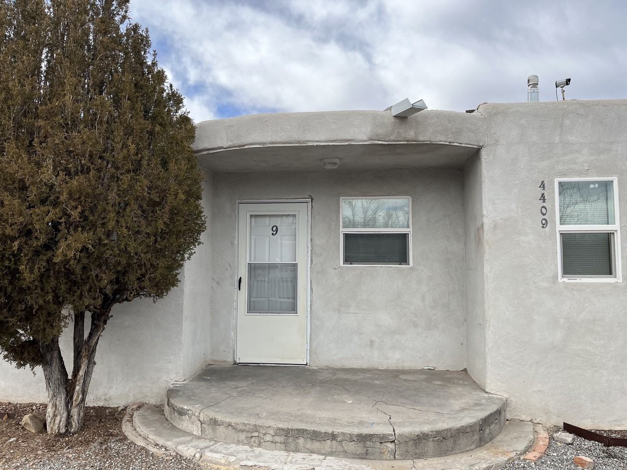 4409 9Th St Nw - Photo 2 of 50